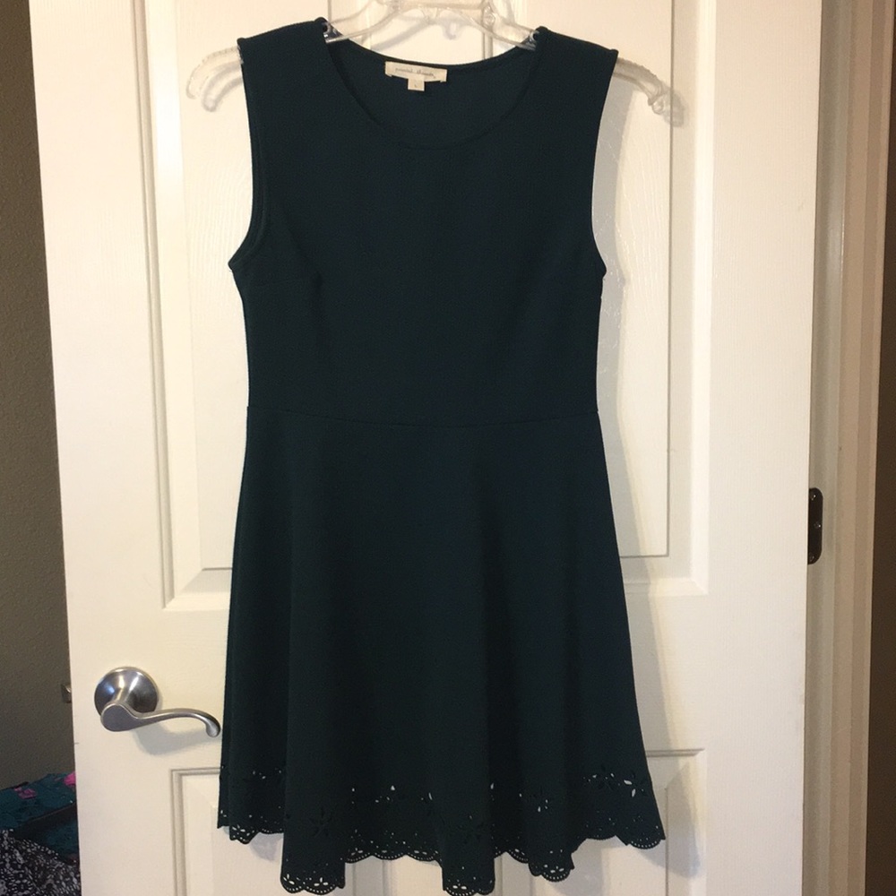 Green Sleeveless Dress